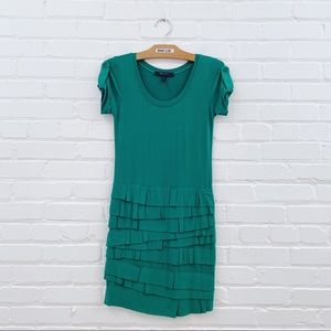 BCBG MAXAZRIA green jersey stretch dress ruffled layered